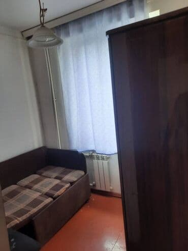 Xətai metrosunun yaxınlığında 5 mertebeli binanın 4-cü mərtəbəsində — 10