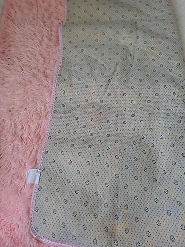 bag isiqlari: CEHRAYİ RENG TÜKLÜ AYAGALTİ. GONAG. VE YATAG OTAGLARCÜN. ÖLCÜ UZ 1.70 — 2