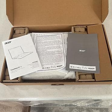 Monitorlar: Acer TravelMate P2 noutbuku Xüsusiyyətlər: - Ekran: 15.6" — 8