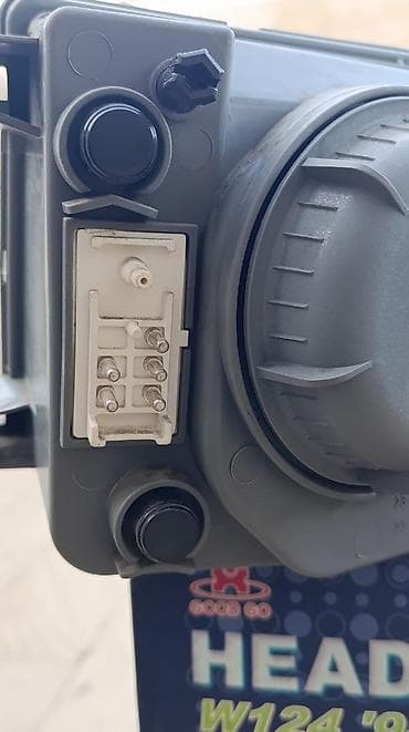 priora faralari: Komplekt, Yaxın və uzaq vuran işıqlar Mercedes-Benz — 5