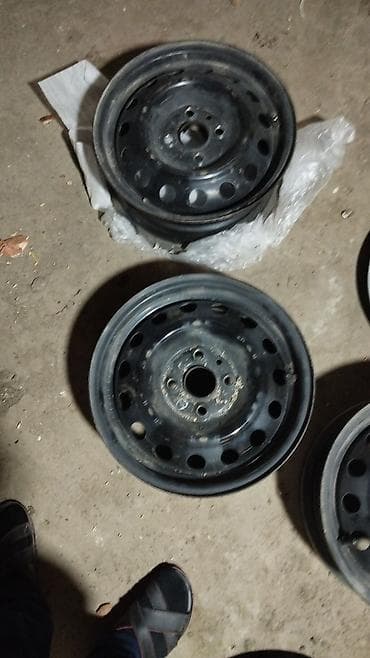 baqaj ustu: İşlənmiş Kolpak Kia R 14 — 5