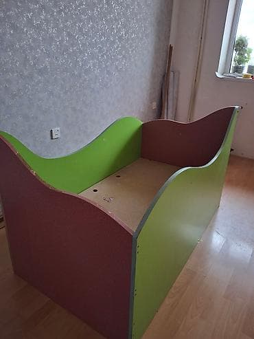 Oğlan və qız üçün, İşlənmiş, Çarpayı, Matras ilə lalafo.az -da Oğlan və qız üçün, İşlənmiş, Çarpayı, Matras ilə