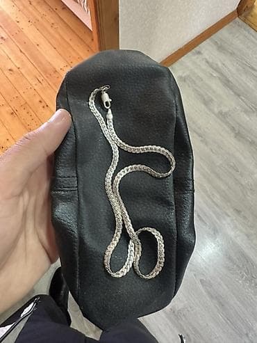 Boyunbağılar: Gümüş boyunbağı - Material: 925 əyar sterling gümüş (birləşdirici — 1