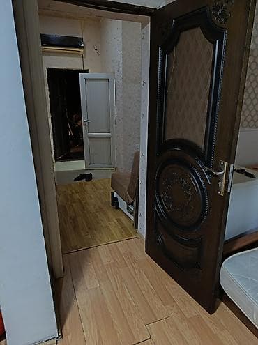ev axtaram: Bayılda akpende 2 otaqlı ev oğlanlara kiraye verilir 300 manata — 3