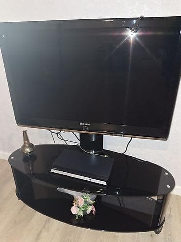 hyundai elantra manitor: Televizor Samsung LCD 40" — 1