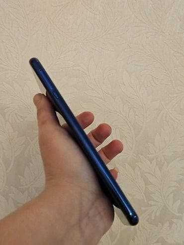 telefon mobil: Tund goy reng hec vaxt temirde olmayib bir defe arxa kriskasi deyslib — 6