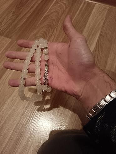 Qol saatları və aksesuarlar: Ağ rəngli təsbeh – klassik dizayn - Material: süd-ağ, yarımşəffaf daş — 2