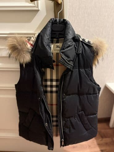 Верхняя одежда: Жилет, Burberry, M, цвет - Черный — 1