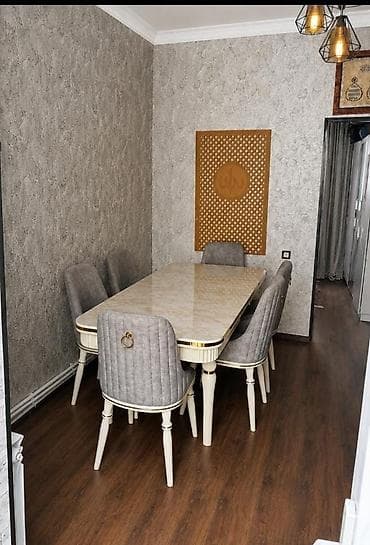 gencede islenmis mebeller: Kama86. Masa dəsti təzədi.Materiali mdf maşın boyasıdır.Ölçü bağlı — 1