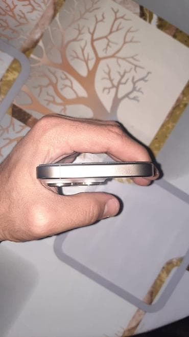 iphone 10000 pro: IPhone 16 Pro, 256 GB, Qızılı, Face ID — 4