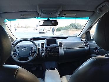 Motonəqliyyat: Avtomobil tam saz vəziyyətdədir. Mator yeni yığılıb. ABS sistemi — 10