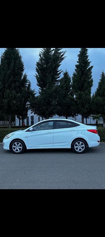 bmw e36 spoyler: Hyundai Accent: 1.4 l | 2012 il Sedan — 5