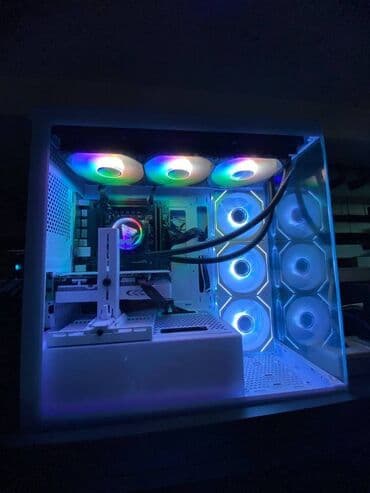 masaüstü kampüter: Gaming kumpyuter Bütün oyunları dəstəkləyir Processor: Intel Core i9 — 3
