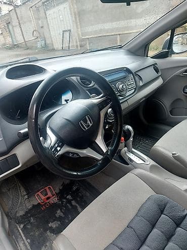 radiyator panel: Honda Insight hibrid hetçbek - Kuzov: 5 qapılı hetçbek, tünd boz rəng — 2