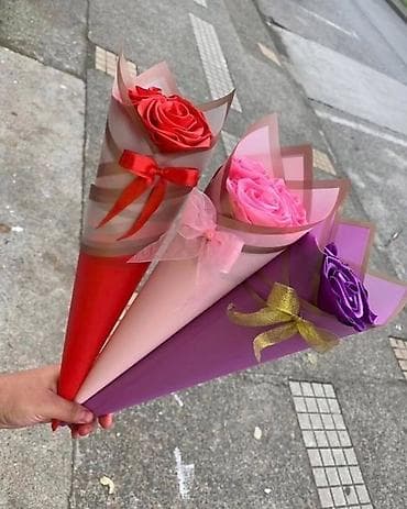 Tək gül buketləri – dekorativ gül kompozisiyaları - Rənglər: qırmızı