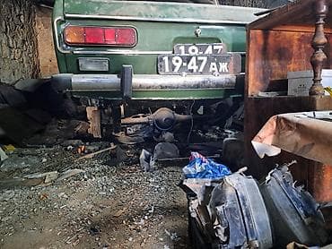 bmw e60 rul: Moskvic 2140 1980 ci il. 1994 de renqden cixib qalib qarajda — 5