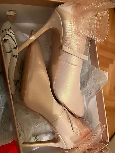 ayyaqqabi: Hec geyinilmeyib, teze,39 razmer — 3