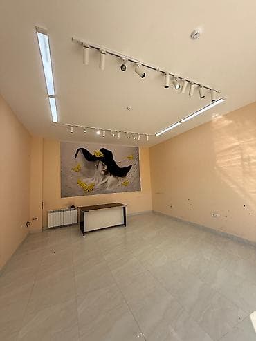 agdas ev: Binə Atçılıqda, tam girişdə yerləşən 331 kv.m kupçalı ev + obyekt + — 1