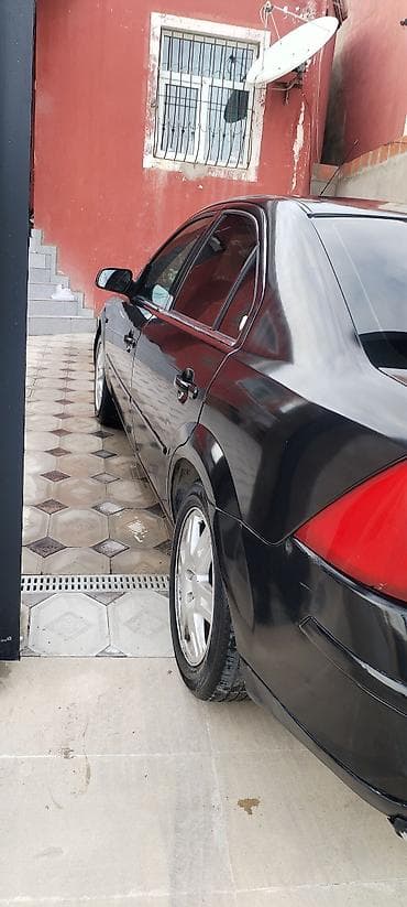 maşın bazarı bakı: Ford Mondeo: 2 l | 2005 il 342000 km Sedan — 5