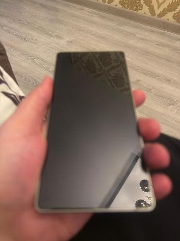 iwdenmiw telfonlar: Samsung Galaxy S25 Ultra, 256 GB, rəng - Boz, İki sim kartlı — 8