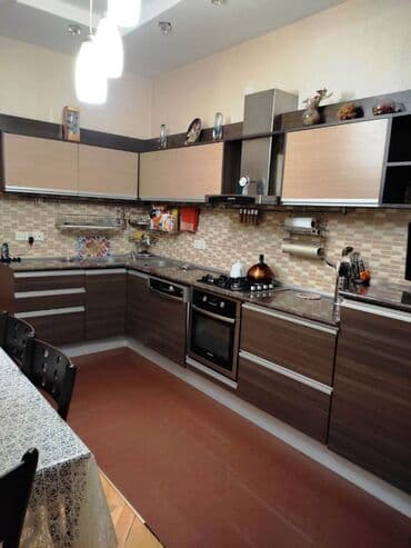 berdede kiraye evler 2025: Xətai rayonu Megafunun yanı 17 mərtəbəli binanın 6-cı mərtəbəsi ümumi — 8