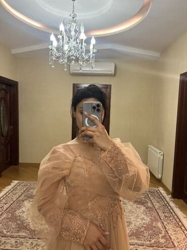 Hummer: 450azn alinib. 250 satiram. 1 defe nisanima geyinmisem. Zərif — 1