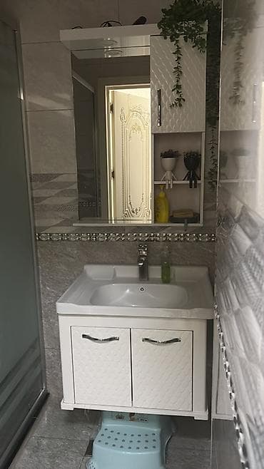 Hamam dolabları: Vanna otağı üçün asma “tumba+lavabo+güzgü şkafı” dəsti - Rəng: ağ — 1