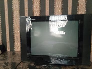 mini televizor: Kineskop tipli televizor - Ekran: təxminən 20–22 düym diaqonallı — 2