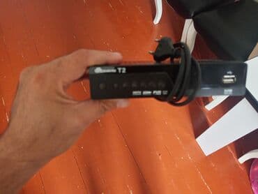 T2 rəqəmsal TV tuner/pristavka Xüsusiyyətlər: - DVB-T2 yerüstü