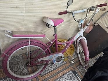 20 velosiped: Usaq velosipedidi balkonda qalib.tekerinin biri boshalib.30 azn — 3