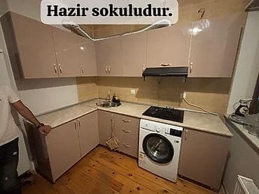2ci el metbex mebeli: Endirim olundu Mətbəx mebeli 450₼. 3 ay istifadə olunub. Üzərində qaz — 1