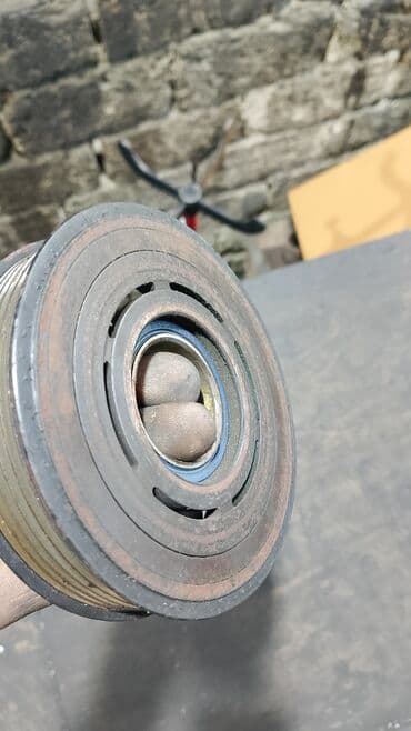 matoru vurub: Kondisionerin muftası, avtomobilin kondisioner sisteminin bir — 3