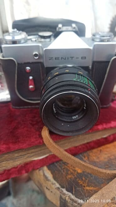 fotoaparat kirayəsi: Zenit fotoaparatı - Orijinal sovet istehsalı 35mm film fotoaparat - — 2