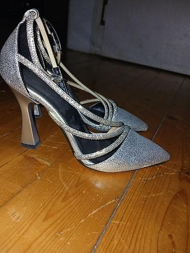 Женская обувь: Размер: 36, цвет - Серебристый, Б/у — 3