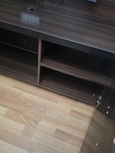 laminad: İşlənmiş, Düz TV altlığı, Polkalı, Laminat, Türkiyə — 5