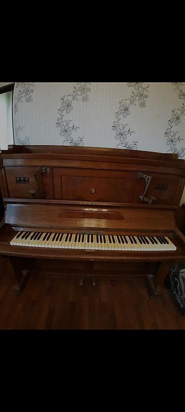 Klavişli alətlər: Ernst Kaps Dresden upright pianino - Marka/model: Ernst Kaps, Dresden — 2
