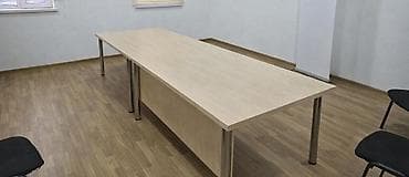 Прямой стол, Без выдвижных ящиков, Ламинат простой
