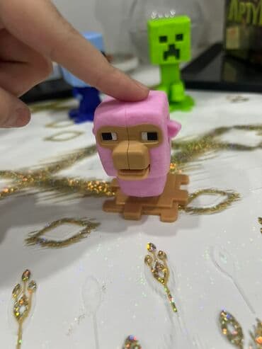 uşaq ucun oyuncaqlar: Birdenesi 5 manat. McDonald’s ve Minecraft. Hamsının qutulari — 9