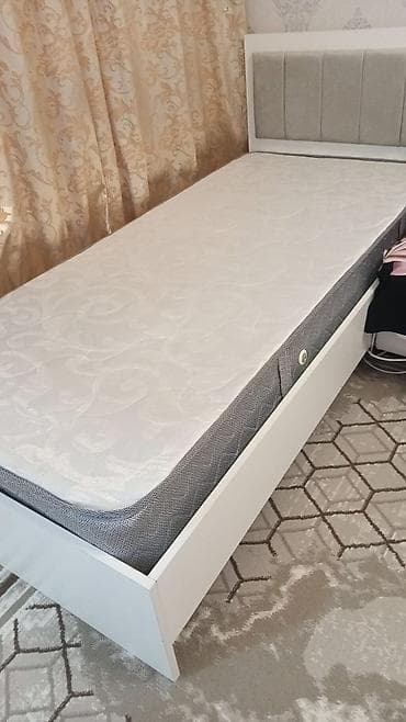 işlənmiş krafatlar: Endirim!!! Carpayi 100azn. Matras var, baza yoxdur. Yeni kimidir — 1