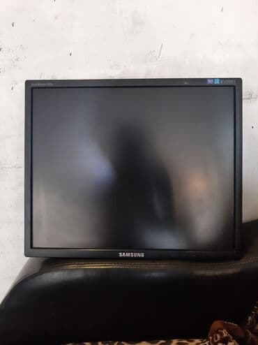 monitor: Monitor 19 inc Samsung yaxsi vezyetdedi unvan Sumqayit — 2
