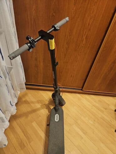 hoverboard qiymeti bakida: İşlənmiş Elektrik samokat 10", 751 - 1000 Vt, 16 - 25 km/s, Ünvandan götürmə — 1