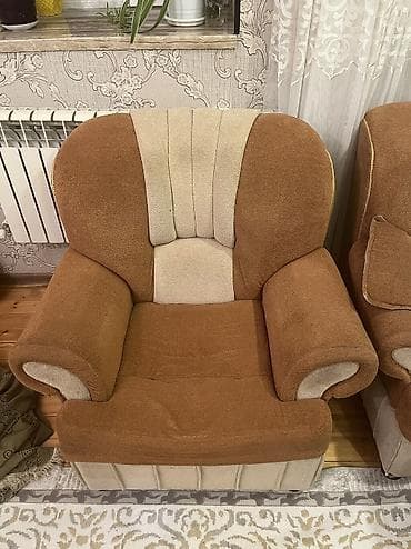 Ferrari: Диван, Б/у, Раскладной, Без подьемного механизма, Ткань, Нет доставки — 1