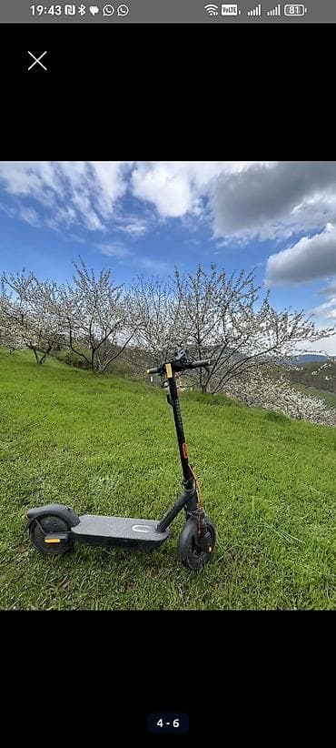 mini velo: Elektrik skuter - Şəhərdaxili rahat hərəkət üçün kompak təkərli — 3