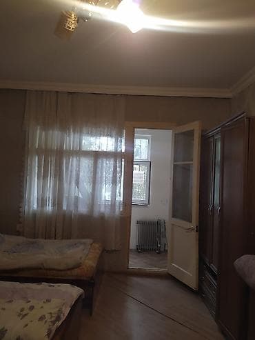 Sumqayıt şəhəri, 9cu mkr, Heydər parkına baxan 9 mərtəbəli binanın 1 — 1