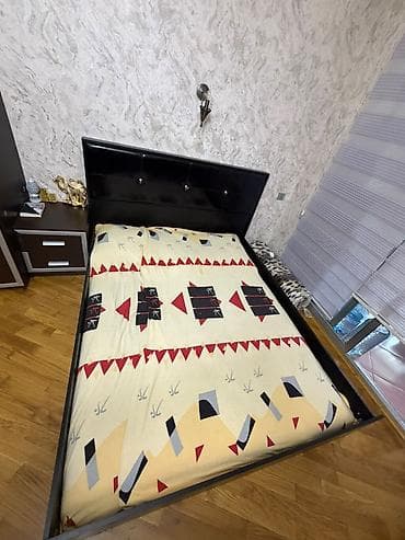 Yataq dəsti – çarpayı və 2 ədəd tumba - Çarpayı: ikinəfərlik ölçü lalafo.az -da Yataq dəsti – çarpayı və 2 ədəd tumba - Çarpayı: ikinəfərlik ölçü
