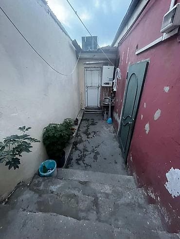 2 mertebeli evler: 3 otaqlı həyət evi – yeni guneşli,Bravo supermarketinin yaxınlığında — 2