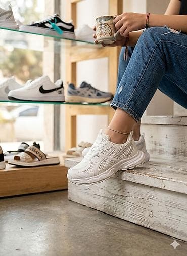 yun şarf: Qadın ayaqqabıları kolleksiyası - Ağırlıqlı rahatlıq və gündəlik stil — 1