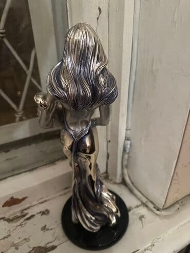 Heykəlciklər: Heykəlcik, 2011 il, İtaliya, Ünvandan götürmə, Pulsuz çatdırılma — 2