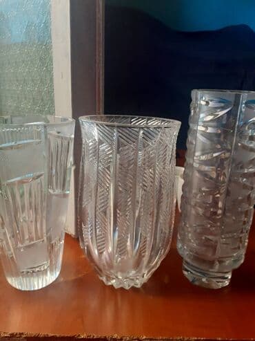 kala gul: 3 eded xrustal guldan satilir — 1