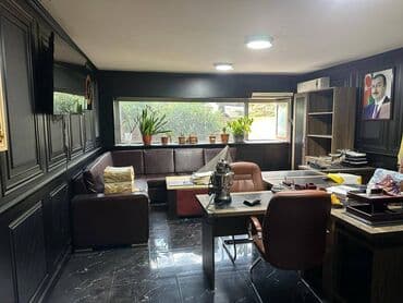 Xətai metrosu Ali məhkəmənin arxasında 12 mərtəbəli binanın 1 ci